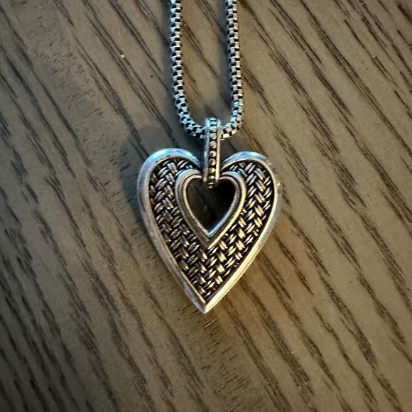 In good condition - Picture 2 of 2